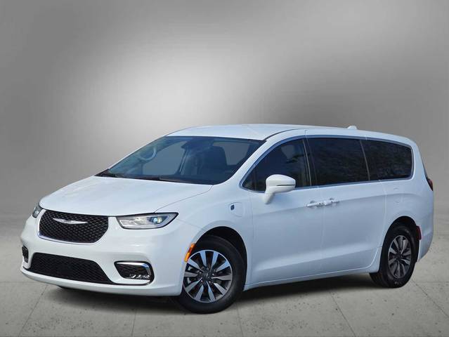 2022 Chrysler Pacifica Minivan Hybrid Touring L FWD photo