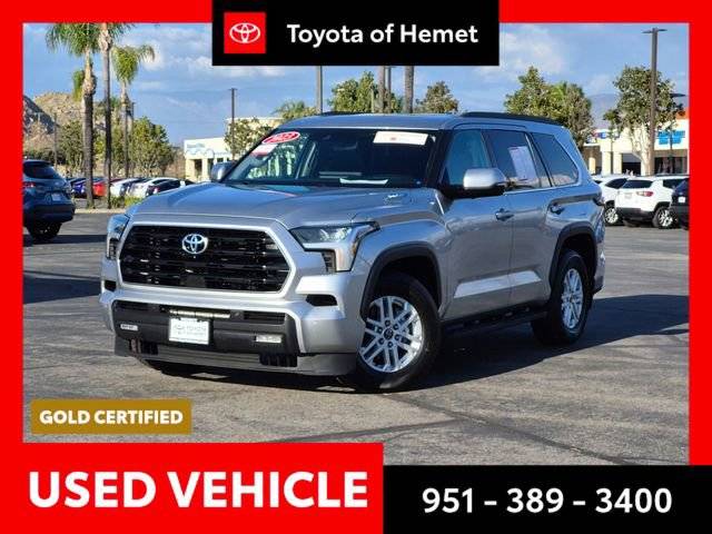 2023 Toyota Sequoia SR5 4WD photo