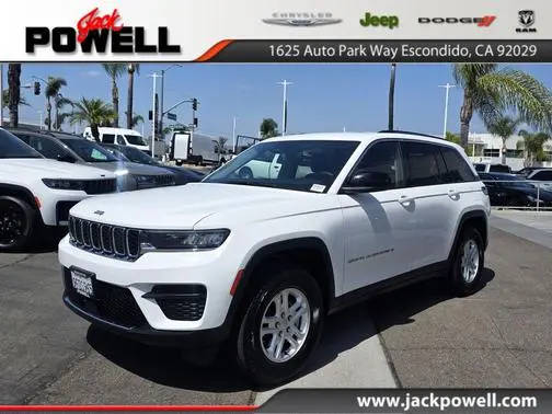 2023 Jeep Grand Cherokee Laredo RWD photo