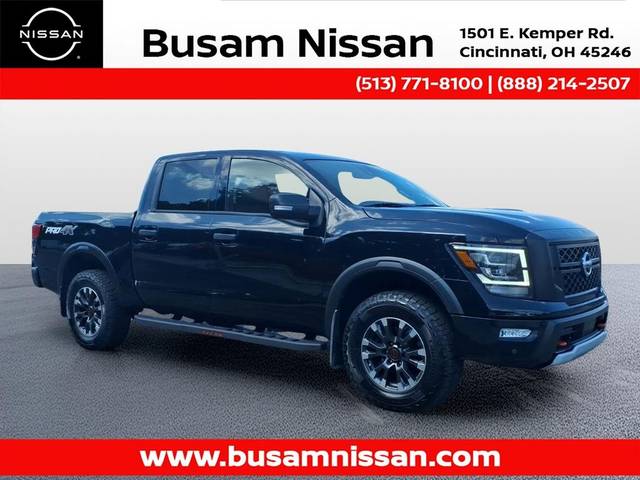 2023 Nissan Titan PRO-4X 4WD photo