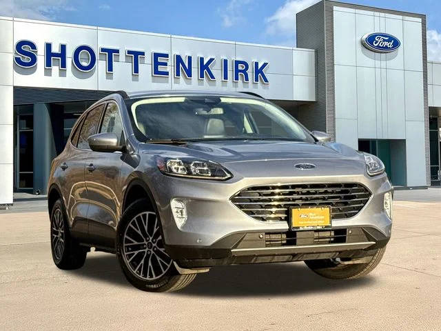 2022 Ford Escape Titanium Plug-In Hybrid FWD photo