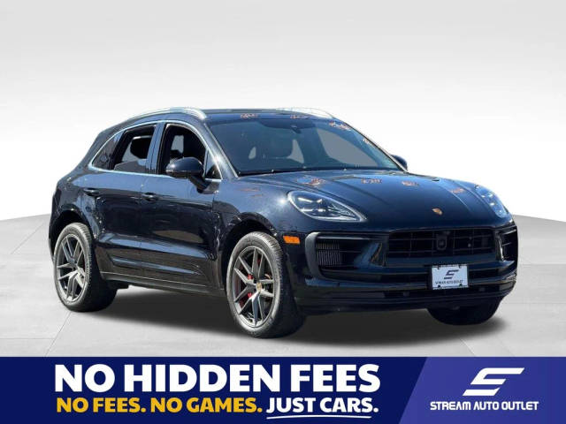 2022 Porsche Macan S AWD photo