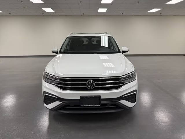 2023 Volkswagen Tiguan SE AWD photo