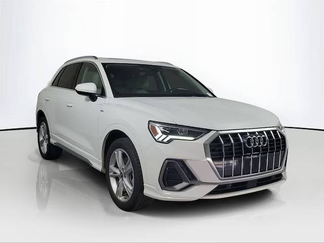 2023 Audi Q3 S line Premium AWD photo