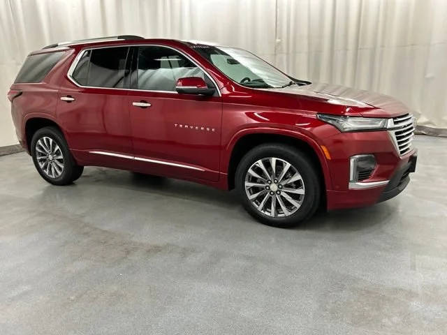 2023 Chevrolet Traverse Premier AWD photo