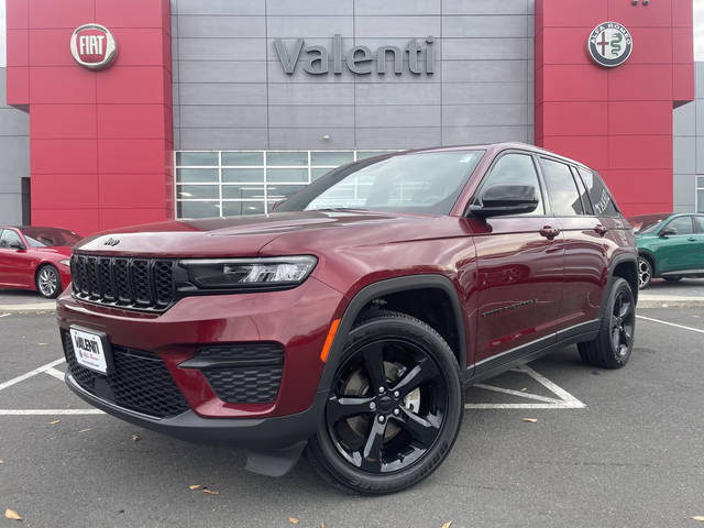 2023 Jeep Grand Cherokee Altitude 4WD photo