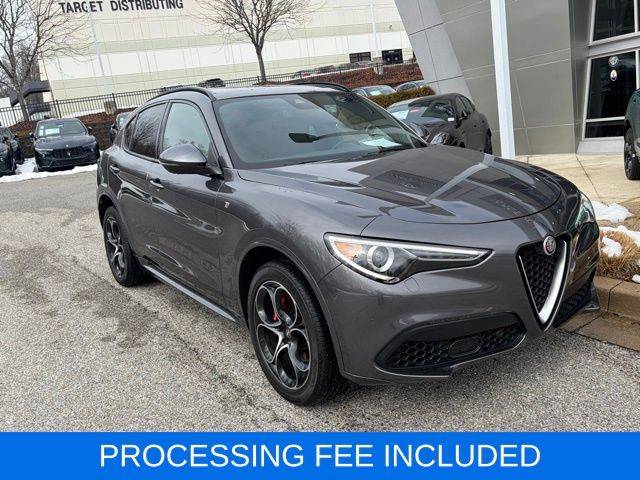 2023 Alfa Romeo Stelvio Ti AWD photo