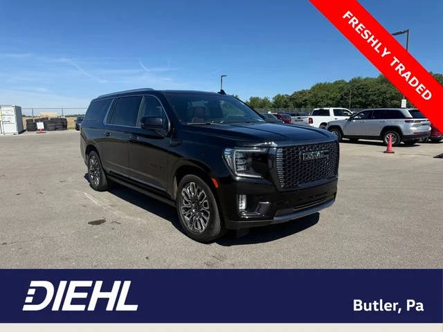 2023 GMC Yukon XL Denali Ultimate 4WD photo