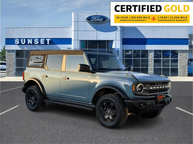 2022 Ford Bronco 4 Door Black Diamond 4WD photo