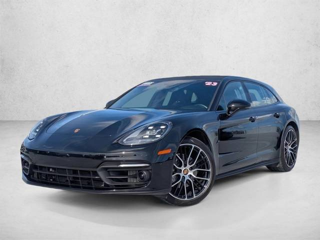 2023 Porsche Panamera 4 AWD photo