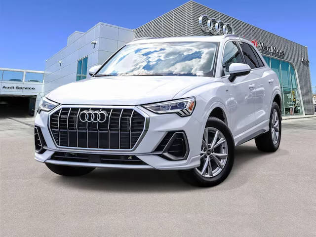 2023 Audi Q3 S line Premium Plus AWD photo