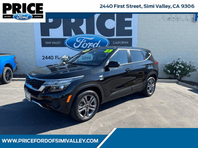 2023 Kia Seltos LX AWD photo