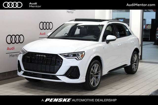 2023 Audi Q3 S line Premium AWD photo
