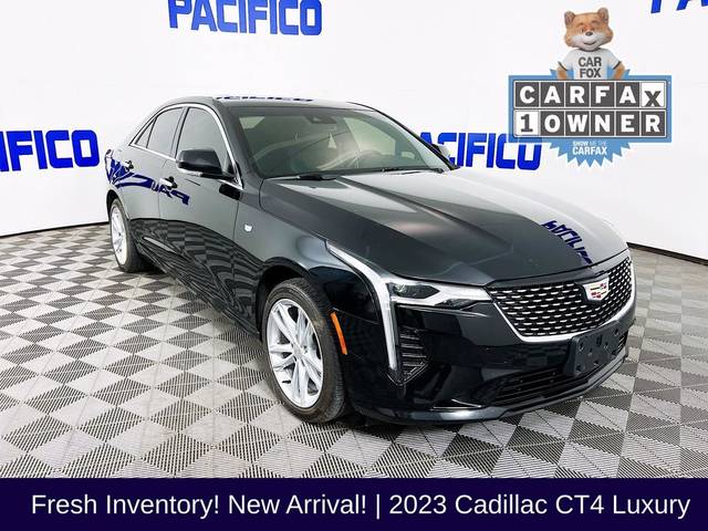2023 Cadillac CT4 Luxury AWD photo