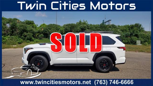 2023 Toyota Sequoia TRD Pro 4WD photo