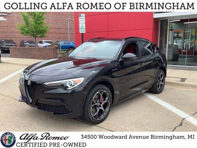 2023 Alfa Romeo Stelvio Veloce AWD photo