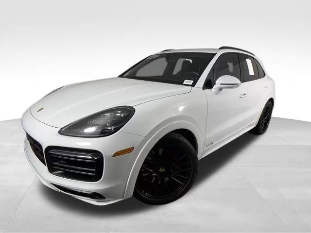 2022 Porsche Cayenne GTS AWD photo