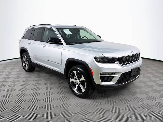 2023 Jeep Grand Cherokee Limited 4WD photo