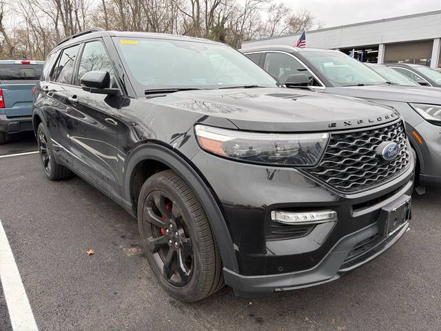 2022 Ford Explorer ST 4WD photo