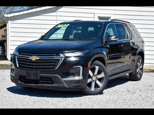 2023 Chevrolet Traverse LT Leather AWD photo