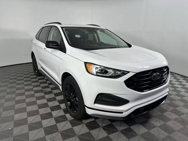 2022 Ford Edge SE AWD photo