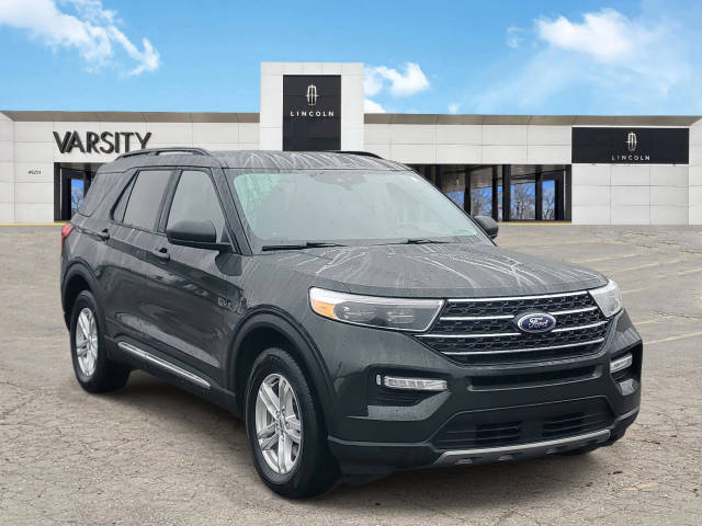 2022 Ford Explorer XLT 4WD photo