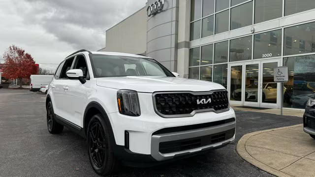 2023 Kia Telluride EX X-Line AWD photo