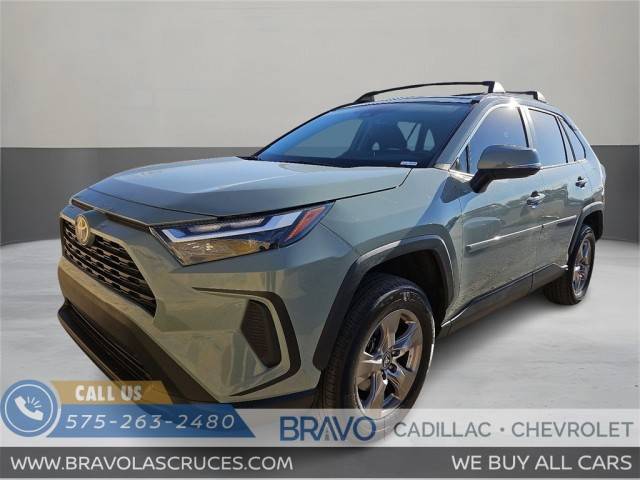 2023 Toyota RAV4 XLE FWD photo