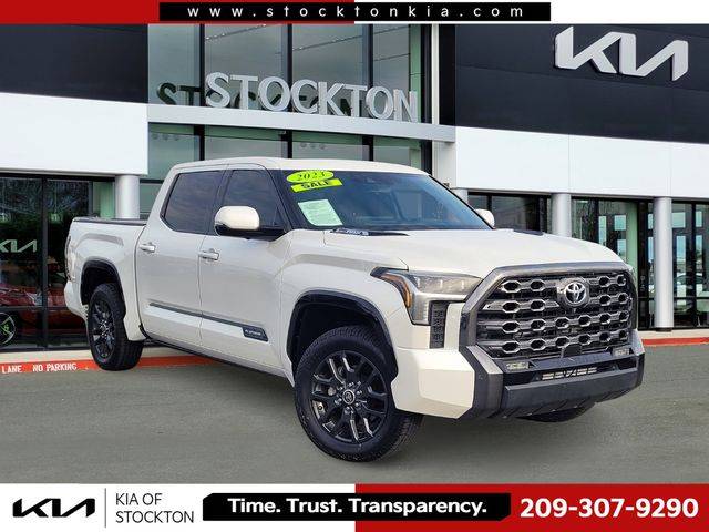 2023 Toyota Tundra Platinum Hybrid 4WD photo