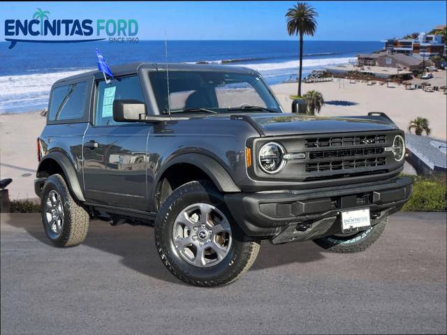 2022 Ford Bronco 2 Door Base 4WD photo