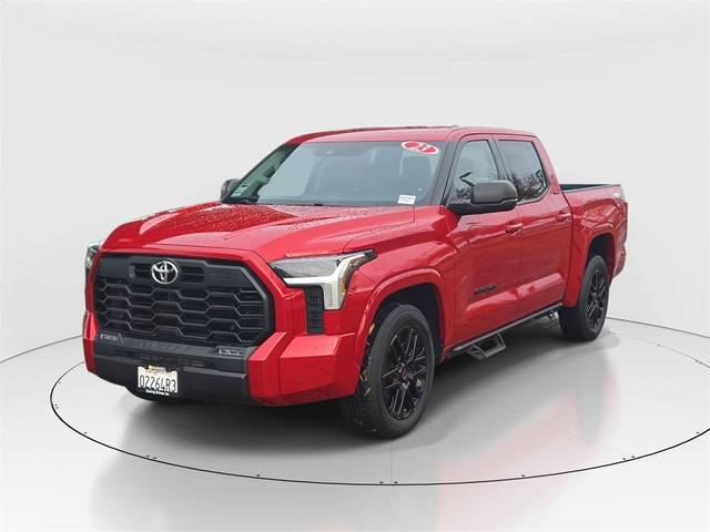 2023 Toyota Tundra SR5 4WD photo