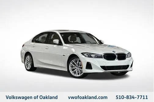 2023 BMW 3 Series 330e RWD photo