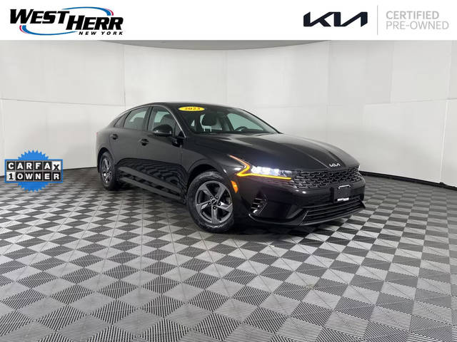 2023 Kia K5 LXS FWD photo