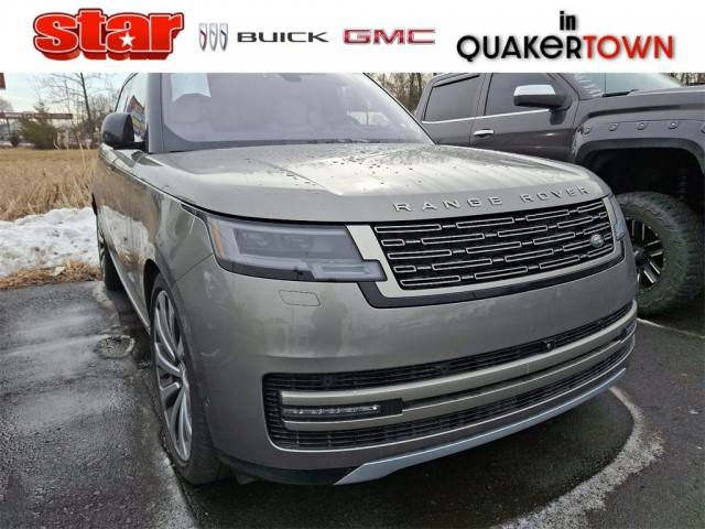 2023 Land Rover Range Rover SE AWD photo