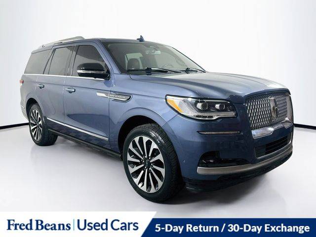 2022 Lincoln Navigator Reserve 4WD photo