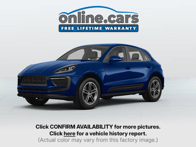 2023 Porsche Macan  AWD photo