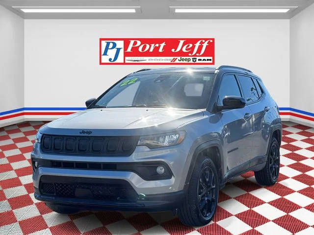 2022 Jeep Compass Altitude 4WD photo
