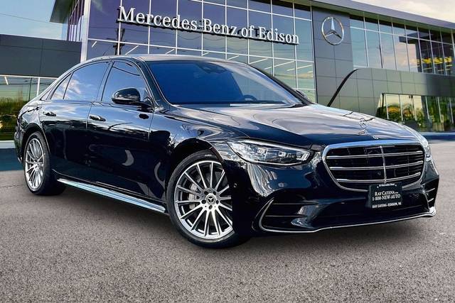2023 Mercedes-Benz S-Class S 500 AWD photo