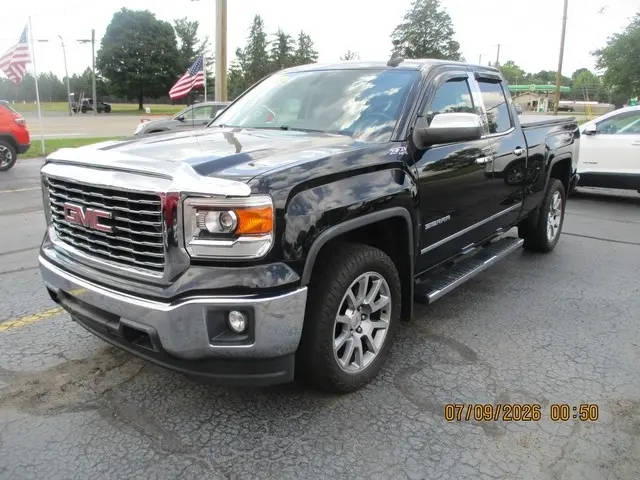 2015 GMC Sierra 1500 SLE 4WD photo