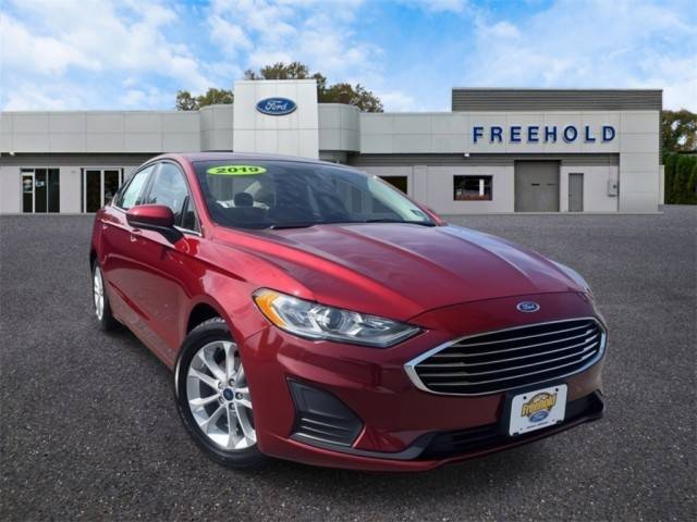 2019 Ford Fusion SE FWD photo