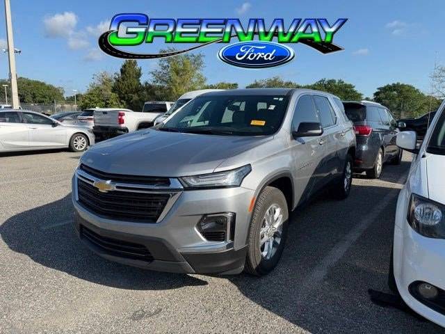 2023 Chevrolet Traverse LS FWD photo