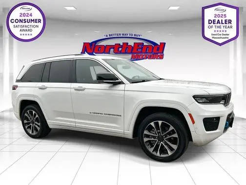 2022 Jeep Grand Cherokee Overland 4WD photo