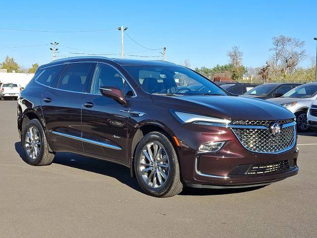 2023 Buick Enclave Avenir AWD photo