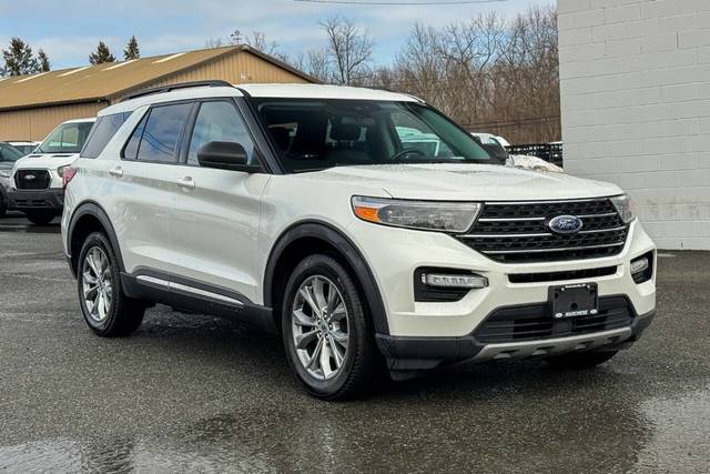 2022 Ford Explorer XLT 4WD photo