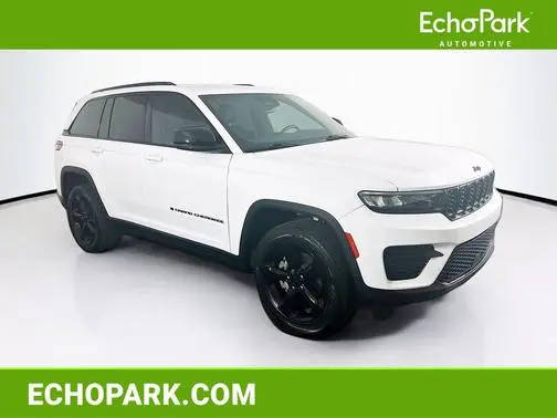 2023 Jeep Grand Cherokee Altitude 4WD photo