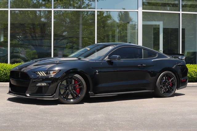 2022 Ford Mustang Shelby GT500 RWD photo
