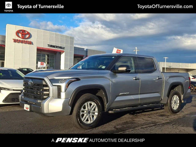 2023 Toyota Tundra SR5 4WD photo