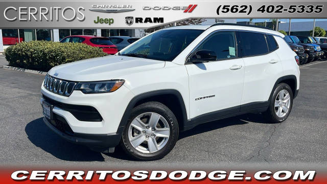 2022 Jeep Compass Latitude FWD photo