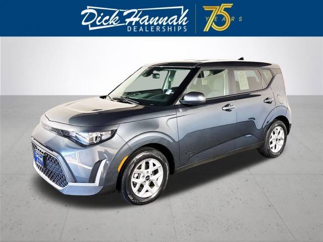 2023 Kia Soul LX FWD photo