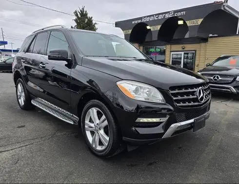 2015 Mercedes-Benz M-Class ML 250 BlueTEC AWD photo
